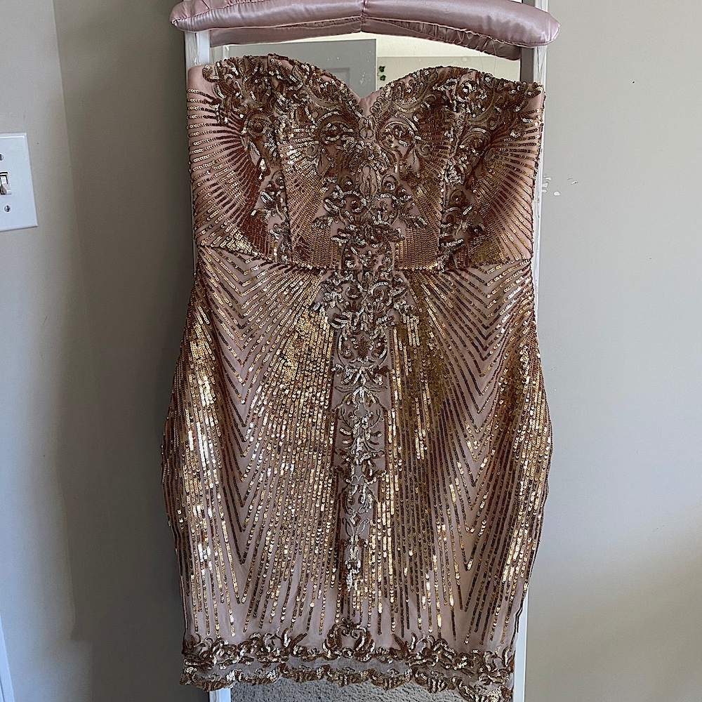 NEW Goddiva London Sweetheart Neck Mini Dress Gold